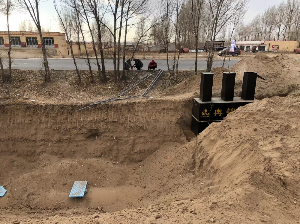 內(nèi)蒙古包頭市太陽能微動(dòng)力一體化設(shè)備安裝現(xiàn)場(chǎng)